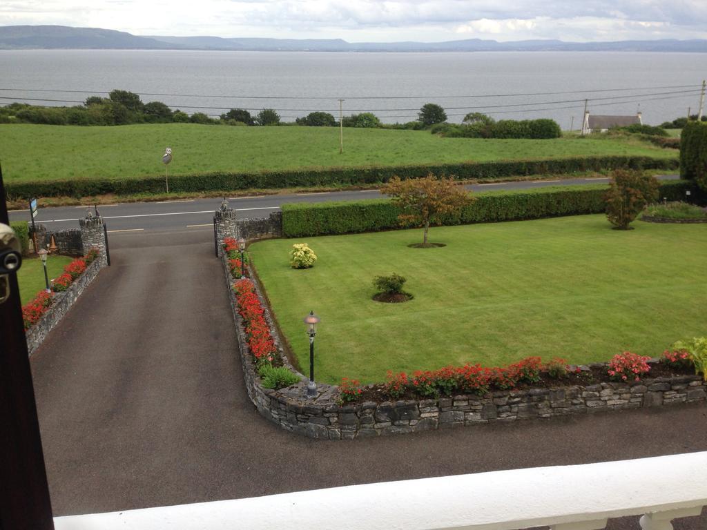 Seawater View Accomadation - Accommodation Only *